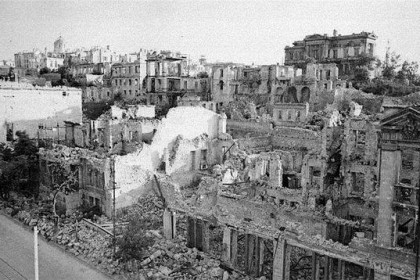 2-iyunya-1942-g-s-moshhnejshej-6-dnevnoj-aviacionnoj-i-artilleri.jpg