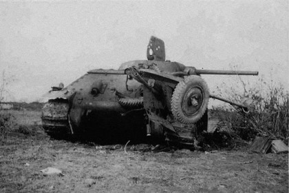 tank-protiv-bronepoezda-na-vojne-vsyakoe-byvaet-byvayut-i-t.jpg