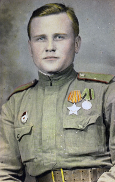 parxomec-aleksej-ustimovich-najti-soldata.jpg