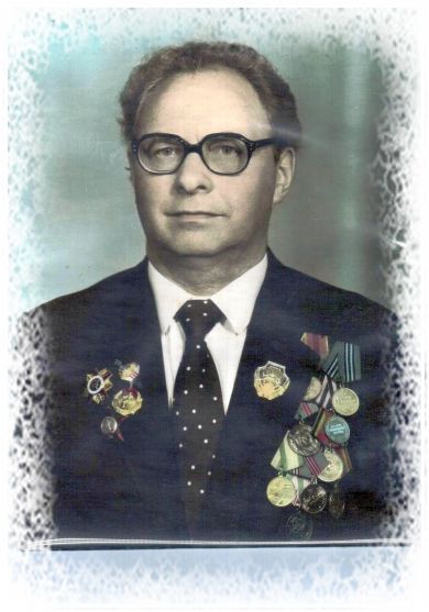 Евгений-Апполинарьевич-НАЙТИ-СОЛДАТА.jpg