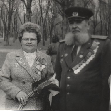 Парамонов Николай Михайлович и Парамонова (Иванова) Анна Дмитриевна