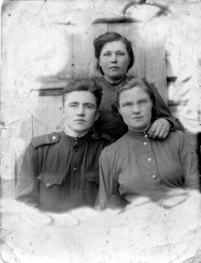 Батрев Петр Максимович и Утенкова Софья Сергеевна
