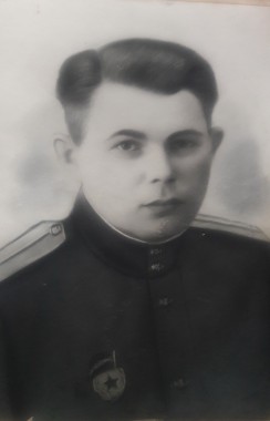 Комаров Василий Дмитриевич