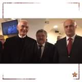 Возможно, это изображение (3 человека)