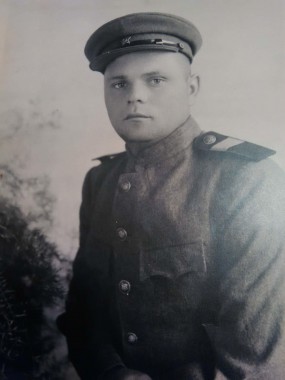 Хнычев Александр Кузьмич