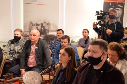 Вчера-в-выставочном-зале-«Выборг-город-воинской-славы»-пр.jpg