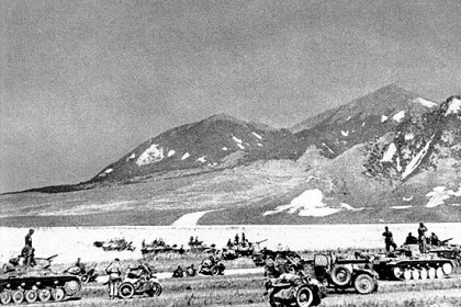 В-этот-день-в-1942-году-на-базе-управления-Крымского.jpg