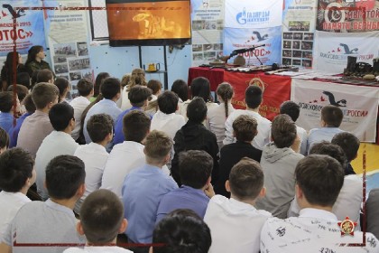 средней-школе-№26-Астрахани-прошли-12-уроков.jpg